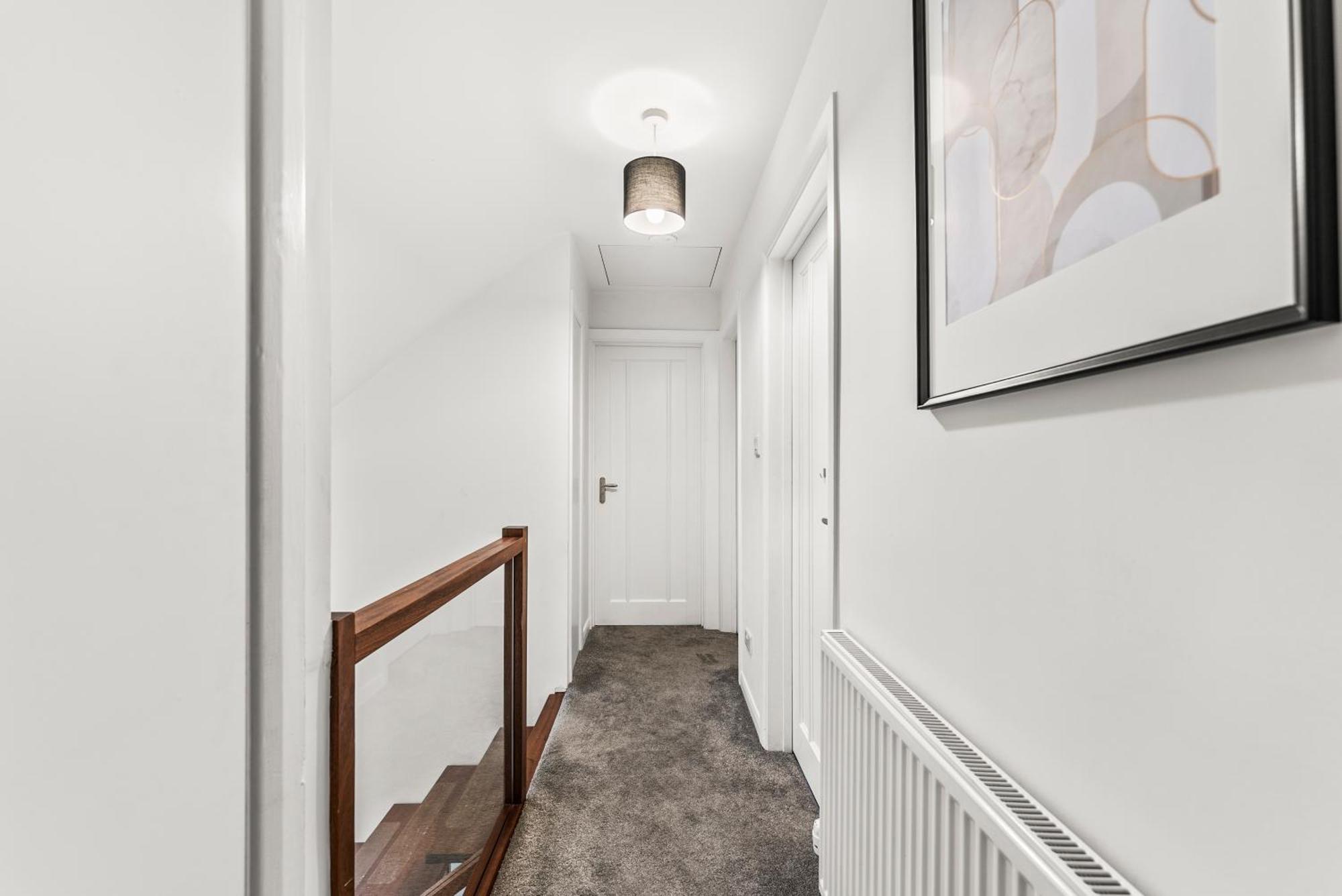 Elegant Retreat In Cheltenham - Garden & Parking Included Eksteriør billede