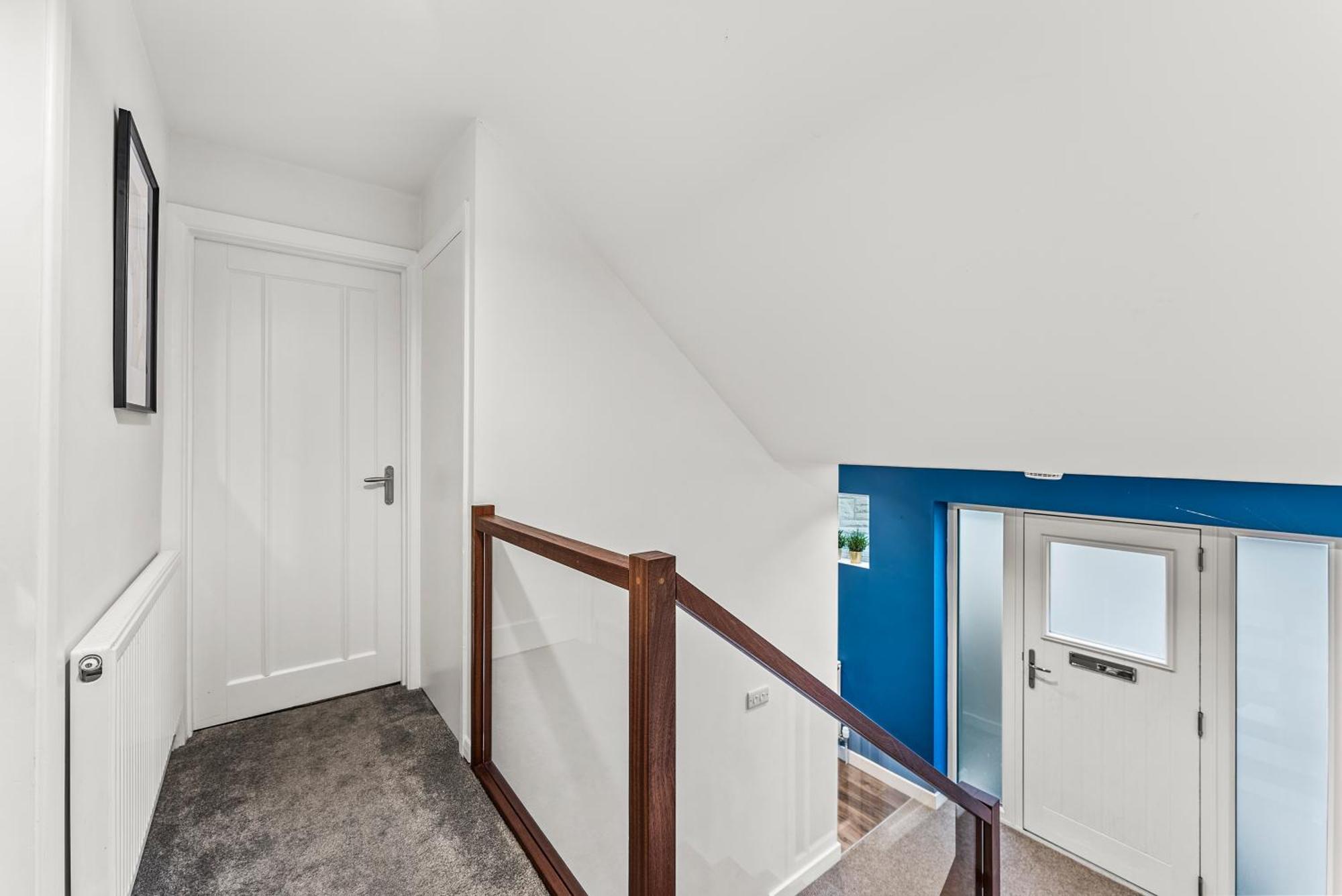Elegant Retreat In Cheltenham - Garden & Parking Included Eksteriør billede